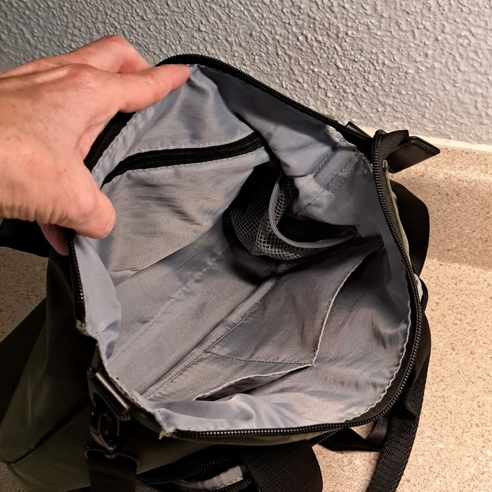 IHKWIP Tote Crossbody Bag - Picture 5 of 8